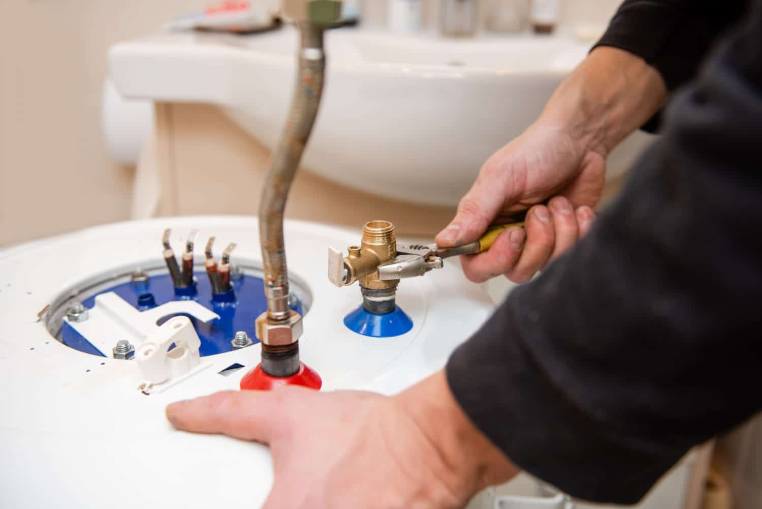 Why Water Heater Replacement Is Best Left To The Professionals