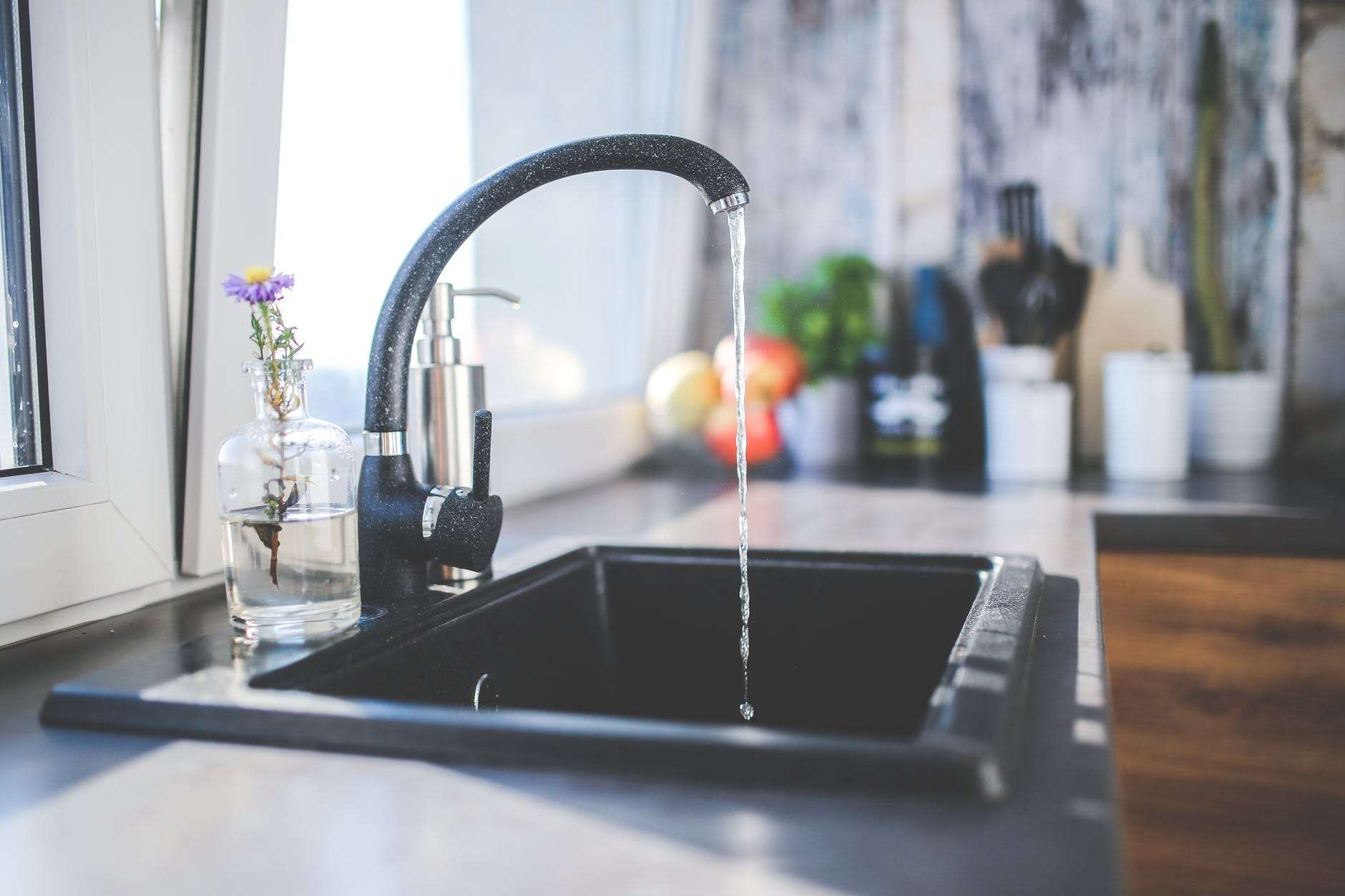4 Plumbing Issues behind Your Home’s Low Water Pressure