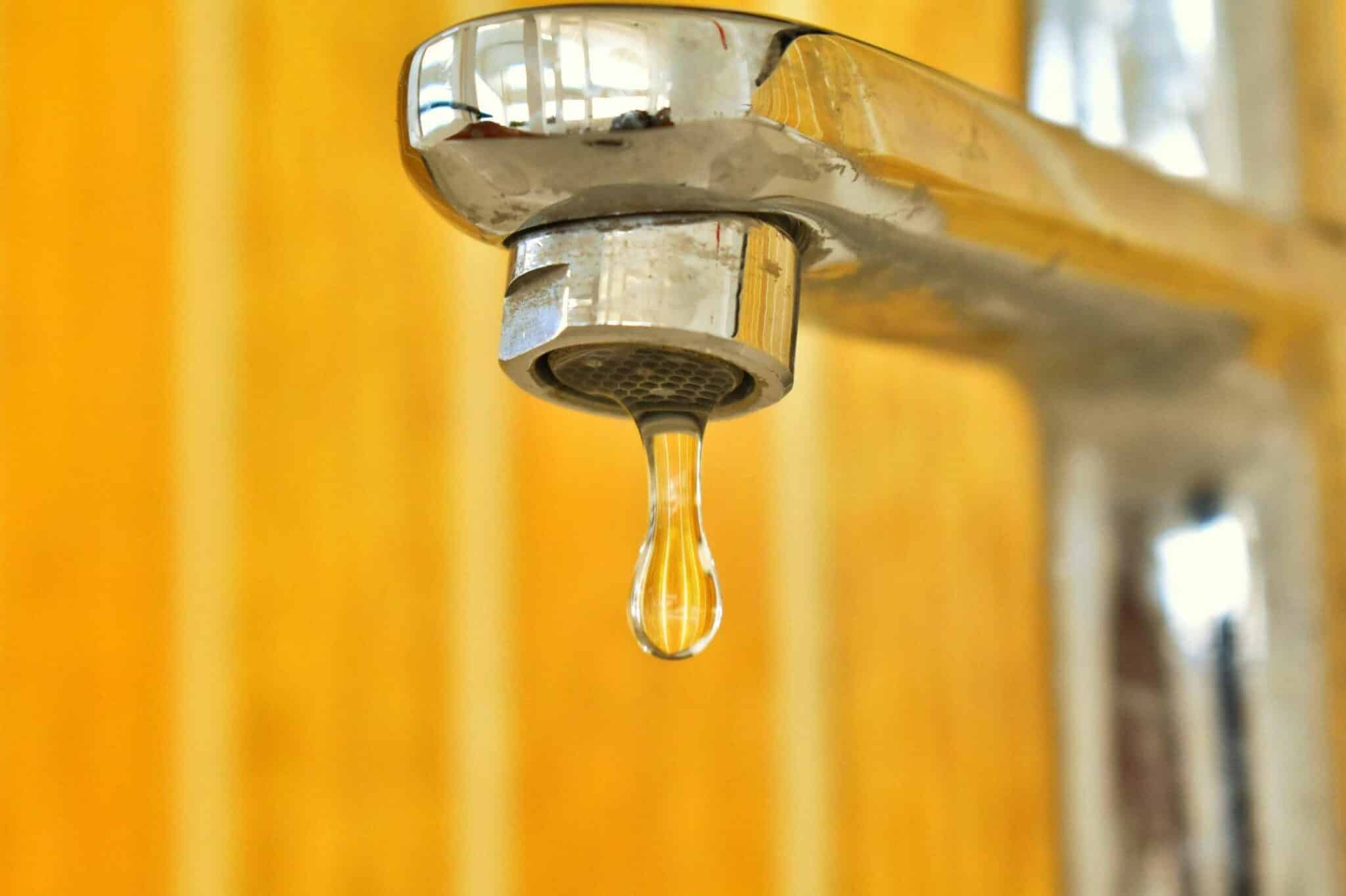 3 Consequences of Water Leak to Your Home and Health