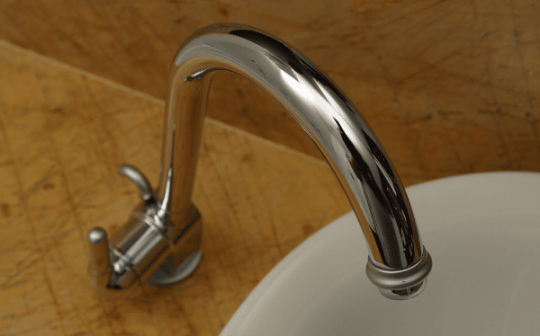 How to Install a Kitchen Sink Faucet